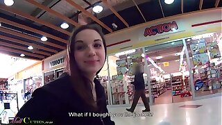 MallCuties - Reality Teen humped for clothes - Public Reality